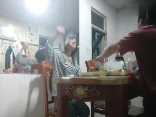 推荐【乱伦留守嫂子】趁哥哥不在家灌醉嫂子，大屁股尽情输出 HD