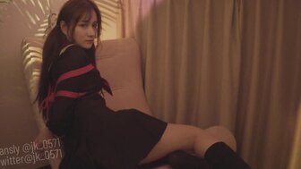可爱学生找漂亮妹妹學習捆綁技巧 穿著校服樣子非常誘人 HD