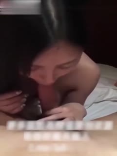 QFPB-077 反差婊撸点慢慢这腿真美能玩一年颜值也不错