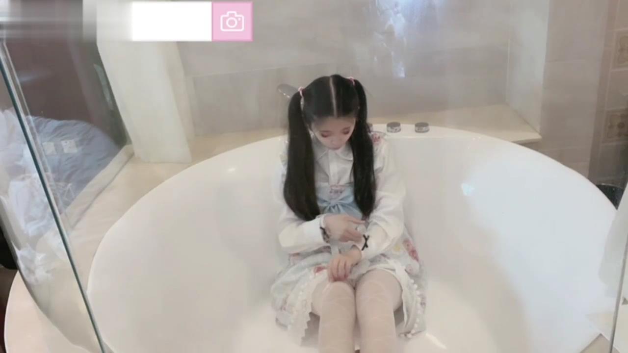LXIN-739 司语女神洛丽塔爆草颜射