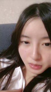 CVY-238 甜美乖巧邻家妹妹！一脸呆萌自慰秀！掰开骚穴流出白浆