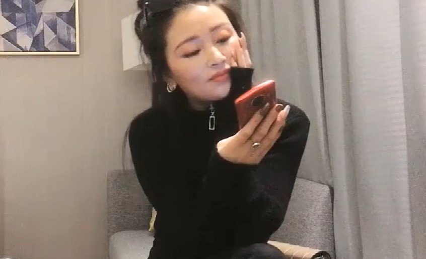 VTLU-671 风骚少妇极品尤物，粉嫩鲍鱼水深潺潺