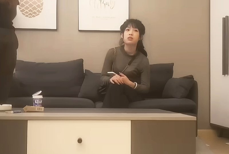 XHO-055 高价约00后小萝莉妹妹，娇羞可人已是做爱老手，激情啪啪淫水四溢
