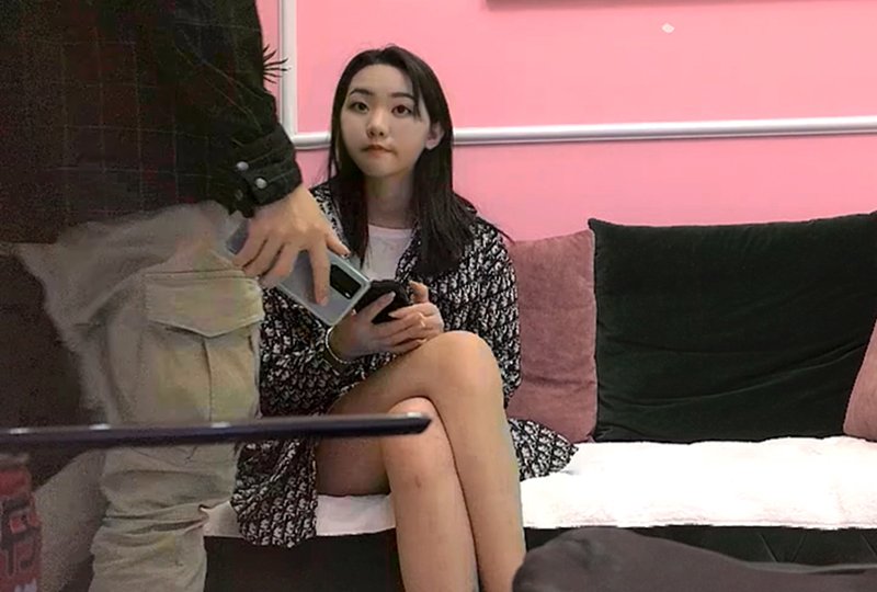 EGDH-462 2000约操00后小姐姐，女仆装沙发近景啪啪