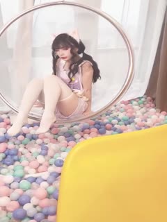 ZNVO-844 爆机少女喵小吉小吉的答谢礼可可爱爱没有脑袋扣B得样子真骚
