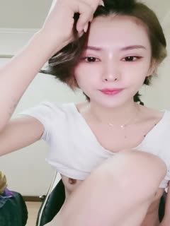 EKXS-008 #高颜值韵味短发酷酷美女主播，S型翘起好身材掰B自摸